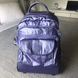 Rolling back pack